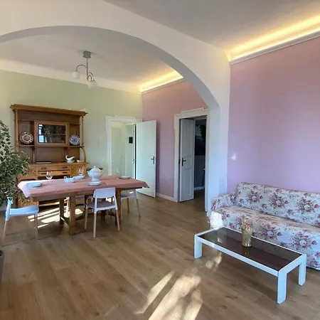 The Comfort - Big In With Garden And Terrace * ארגגנו